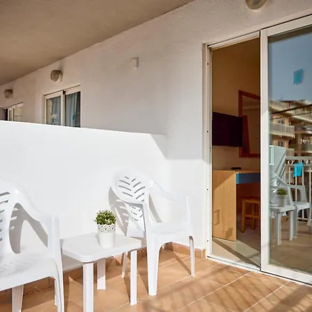 Ahoi! Urban Hotell 3*