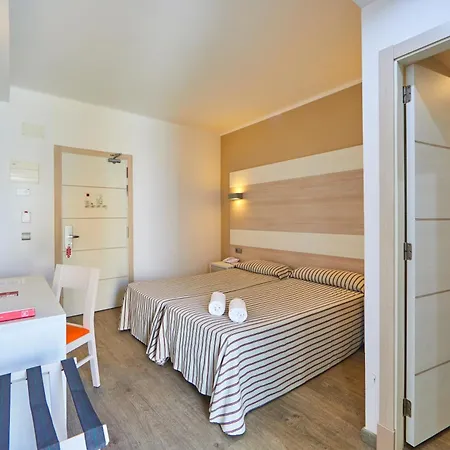 Hotell Ahoi! Urban 3*