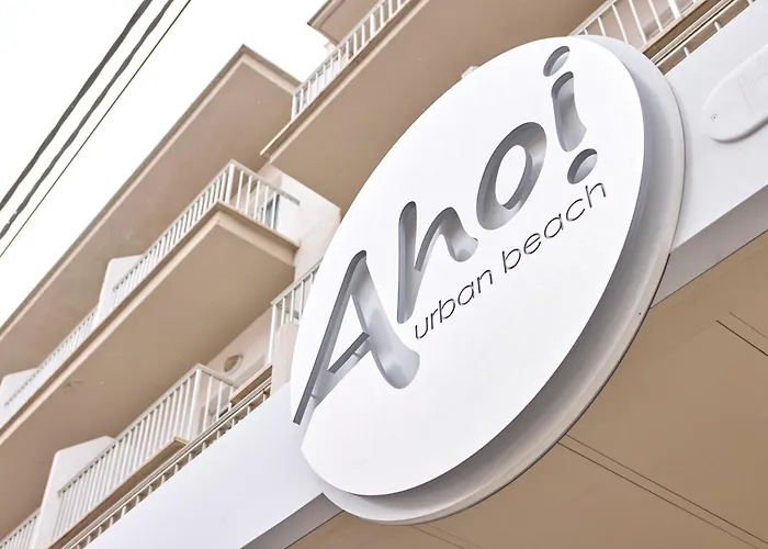 Ahoi! Urban Hotel 3*