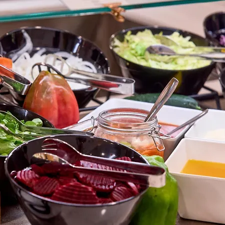 Ahoi! Urban Szálloda