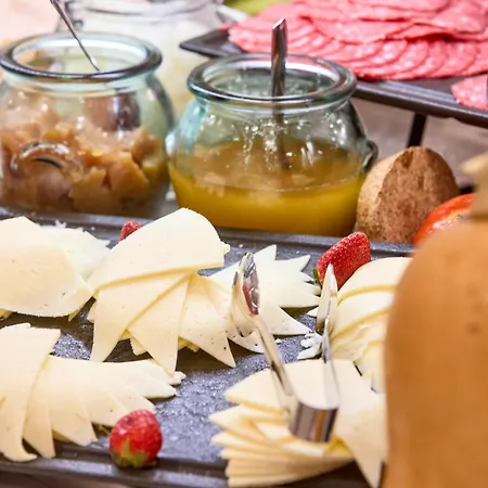 Szálloda Ahoi! Urban 3*