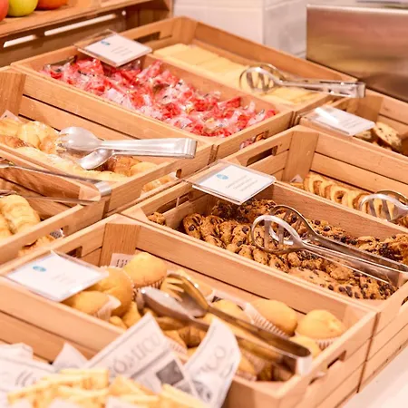 Ahoi! Urban Szálloda