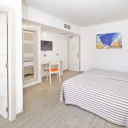 Ahoi! Urban Szálloda El Arenal