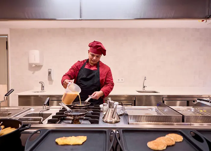 Ahoi! Urban 酒店 3*