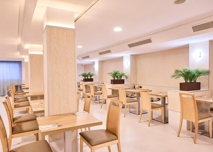 Ahoi! Urban Hotel 3*