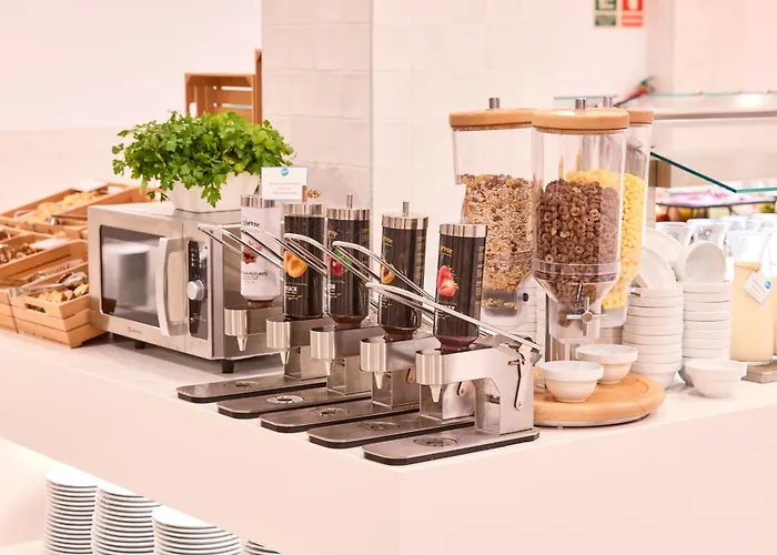 酒店 Ahoi! Urban 3*