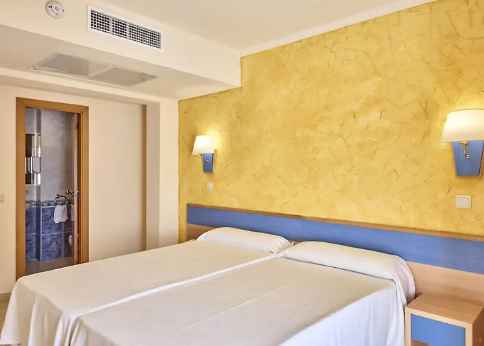 Ahoi! Urban 3* El Arenal (Mallorca)